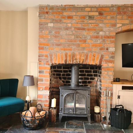 Gorgeous 2 Bedroom Kintbury Cottage Εξωτερικό φωτογραφία